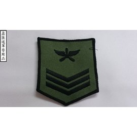 空軍綠底黑邊臂章-上兵